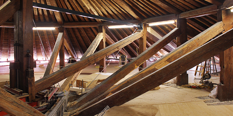 Timber roof construction over the Assembly Hall, Grossratsgebäude Aarau